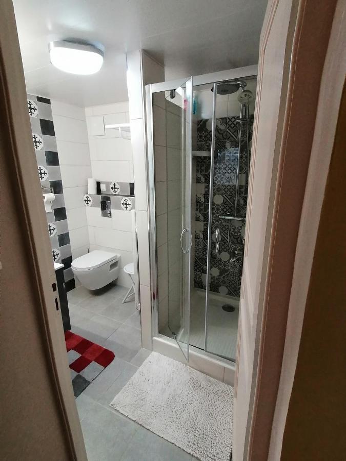 Chambres D'Hotes De L'Avison Bruyeres 外观 照片